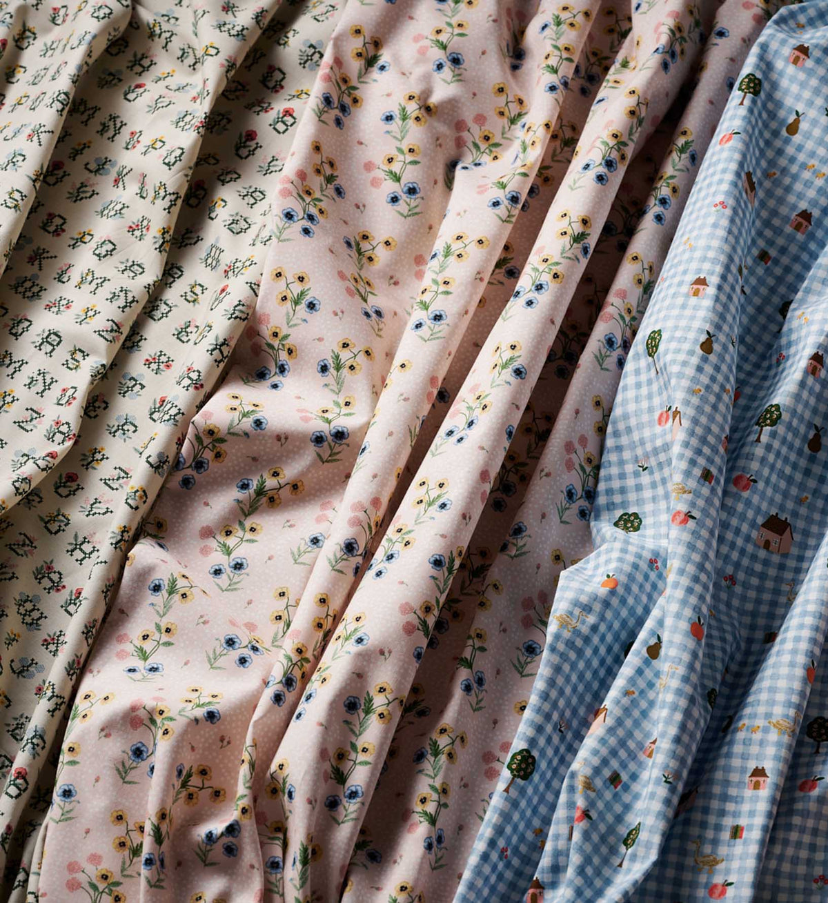 Cloverpaperco™ - Poppy Cotton Fabric - Pink