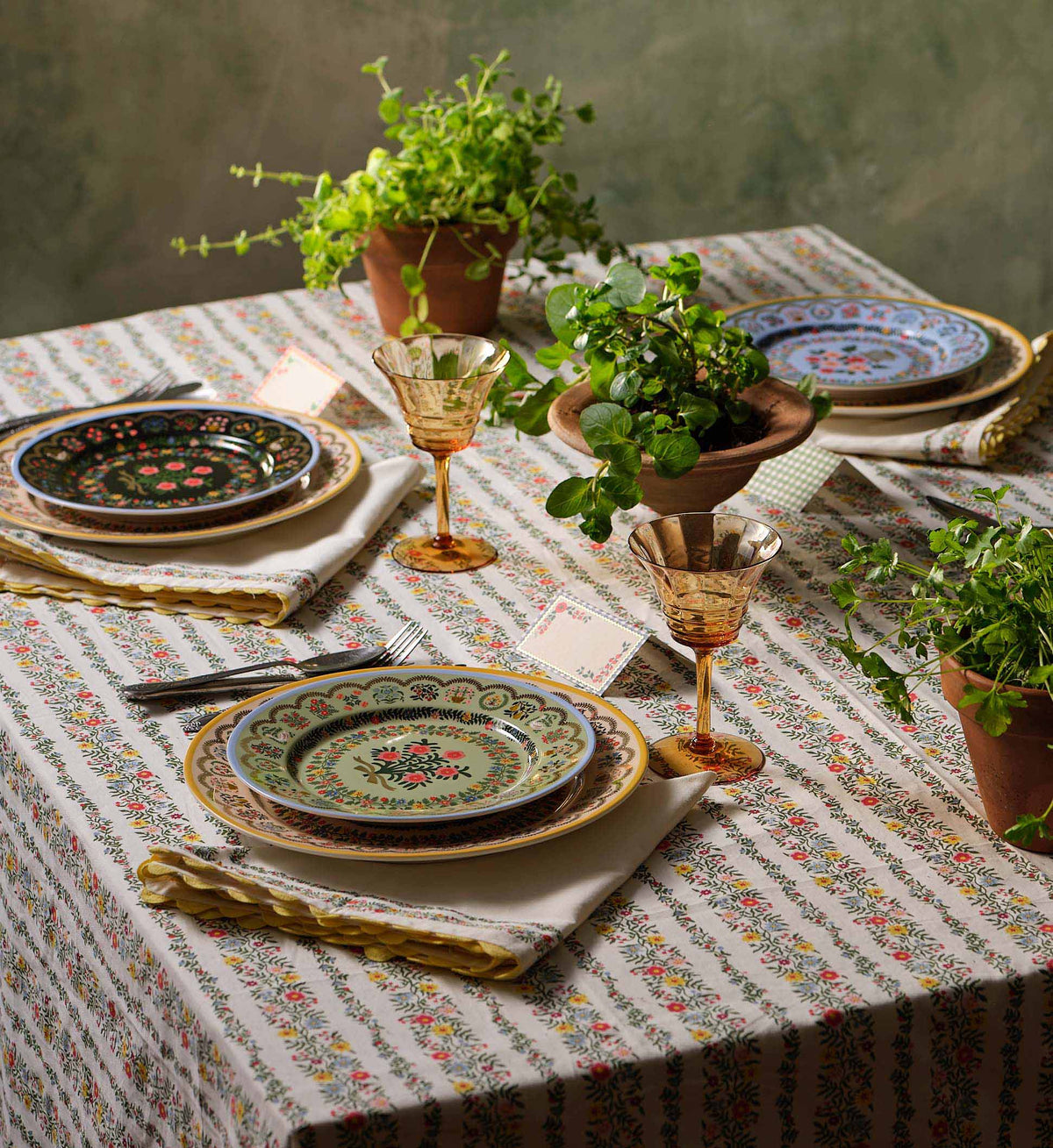 Cloverpaperco™ - Cotton Tablecloth - Rosette