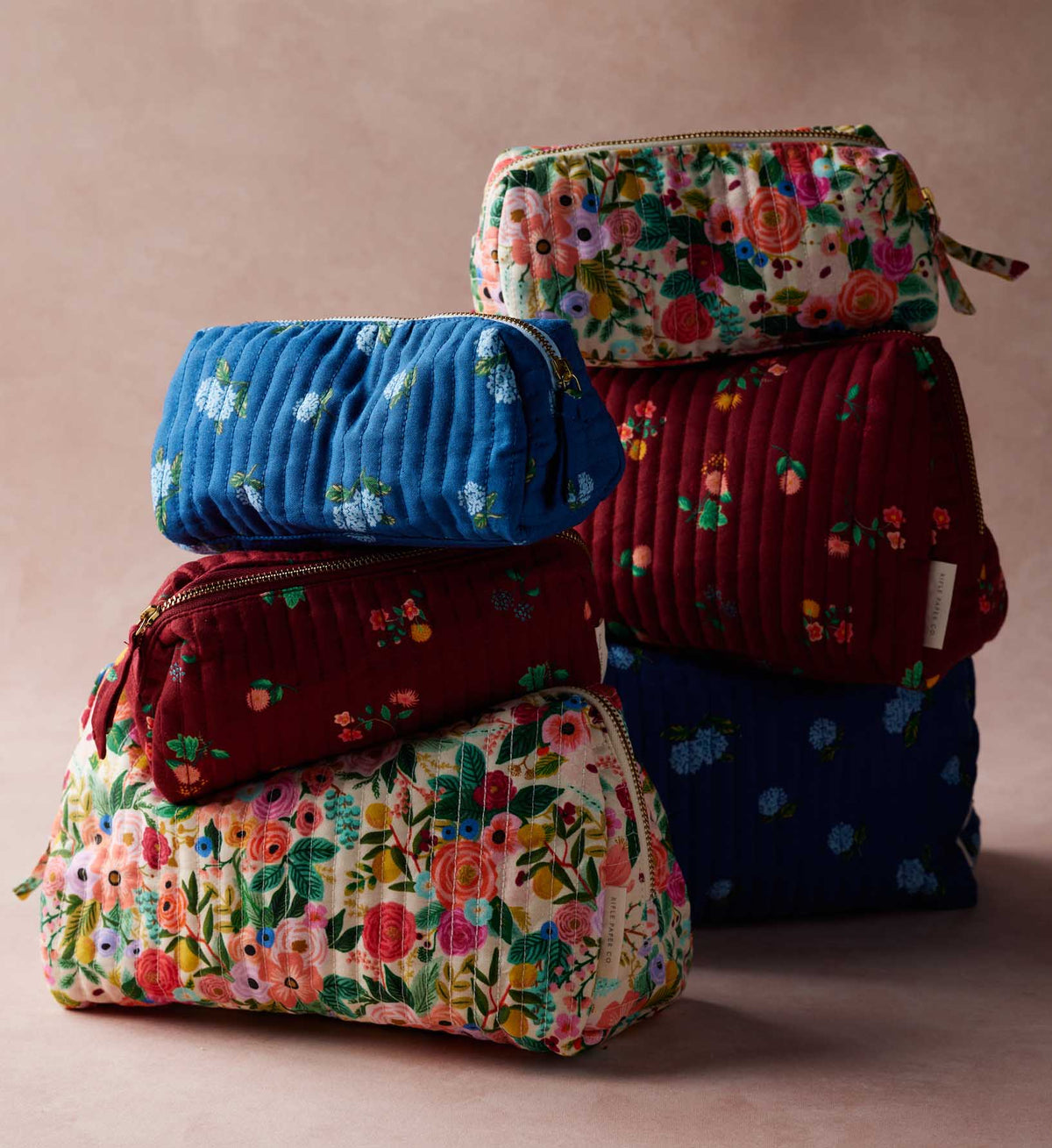 Cloverpaperco™ - Quilted Small Cosmetic Pouch - Ditsy Hydrangea